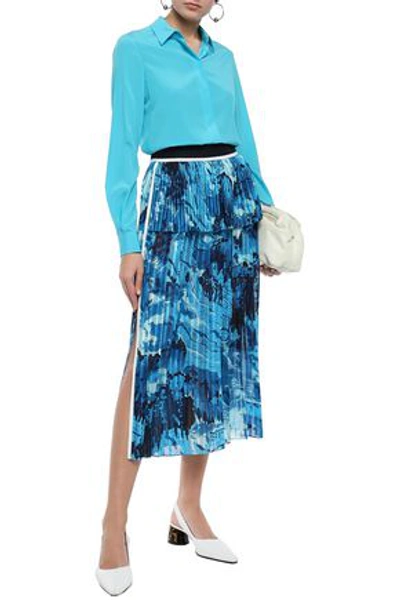 Shop Victoria Victoria Beckham Pleated Printed Satin Crepe-paneled Chiffon Midi Skirt In Blue
