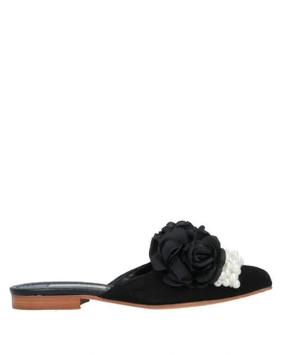 Pokemaoke Woman Mules & Clogs Black Size 7 Leather In Black