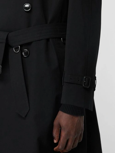 Shop Burberry The Westminster Heritage Trench Coat In Black