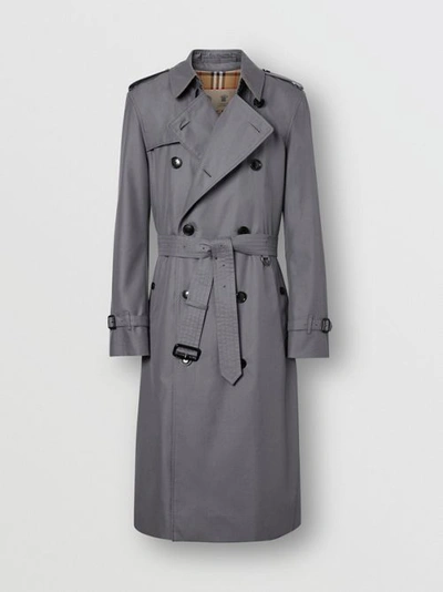 Shop Burberry The Long Chelsea Heritage Trench Coat In Mid Grey