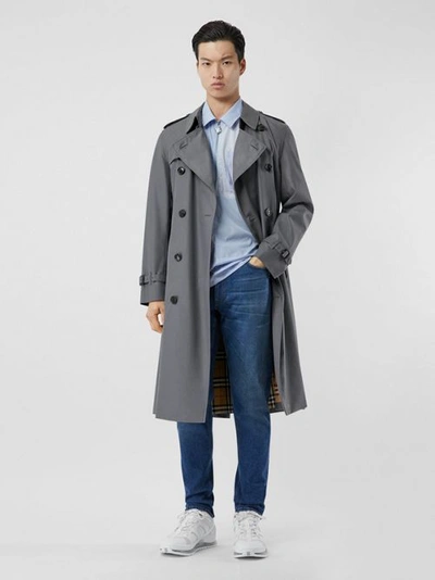 Shop Burberry The Long Chelsea Heritage Trench Coat In Mid Grey