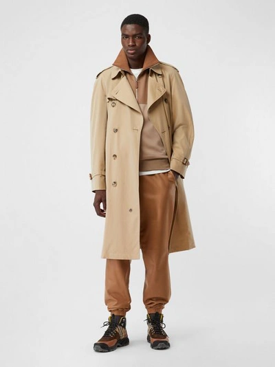 Shop Burberry The Westminster Heritage Trench Coat In Honey