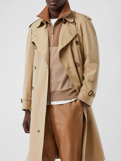 Shop Burberry The Westminster Heritage Trench Coat In Honey