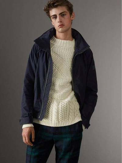 Burberry packaway sales hood showerproof jacket