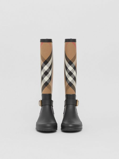 belt detail check and rubber rain boots
