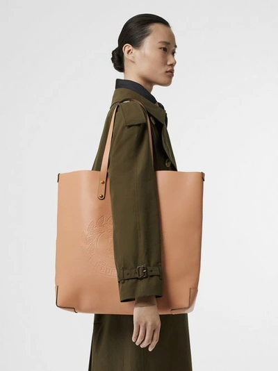 Burberry large embossed clearance crest leather tote