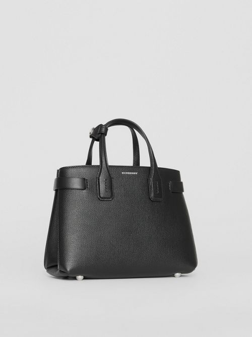 the small banner in leather and vintage check