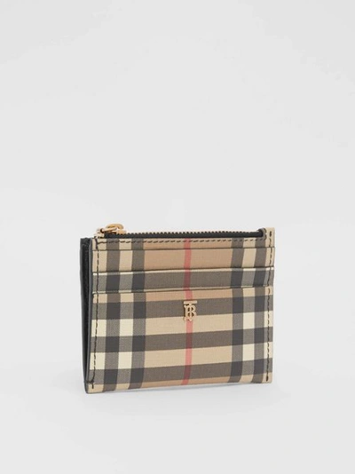 Shop Burberry V In Black