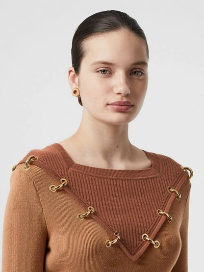 Shop Burberry Ring-pierced Two-tone Wool Cashmere Jumper In Warm Camel