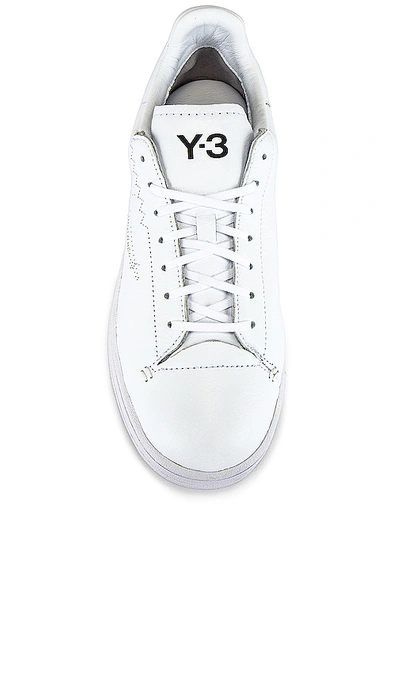 Shop Y-3 Yohji Court In White & White & Black Y3