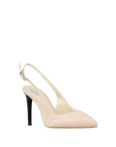 Shop Gianni Marra Pump In Light Pink