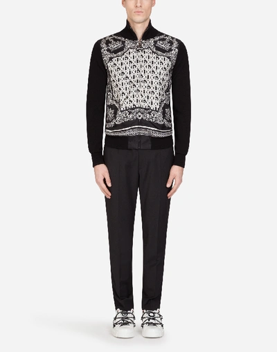 Shop Dolce & Gabbana Zip-up Cashmere Cardigan In Bandana Print In Black/white
