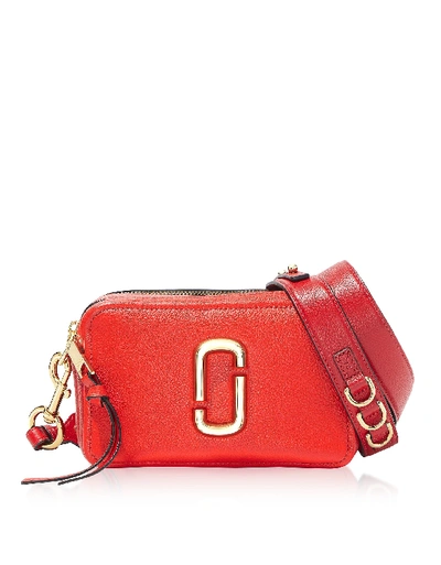 Shop Marc Jacobs The Softshot 21 Small Natural Grain Leather Crossbody Bag In Bright Red