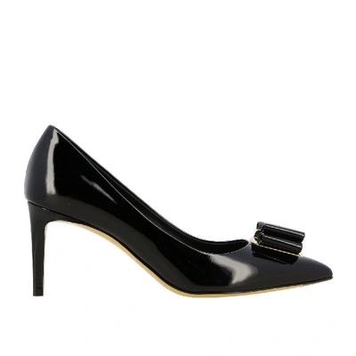 Shop Ferragamo Patent Leather Pumps With Vara Bow In Black