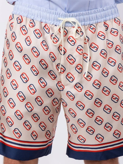 Shop Gucci Interlocking Gg Motif Ivory Shorts In Multicolor