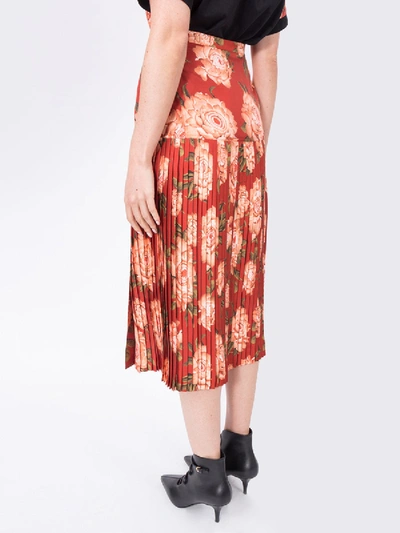 Shop Ferragamo Pleated Print Skirt Red