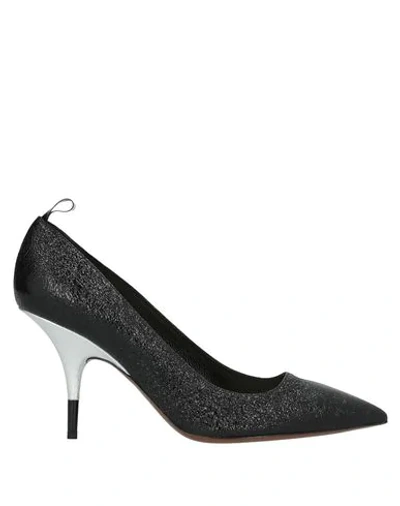 Shop Alain Tondowski Pump In Black