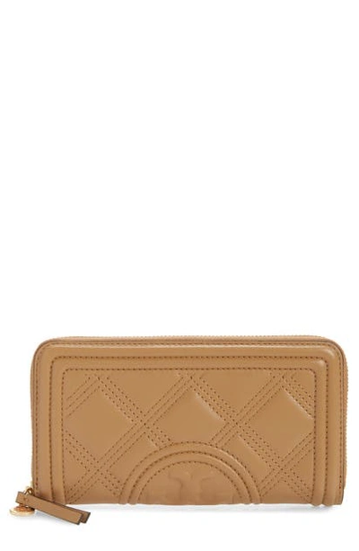 Shop Tory Burch Fleming Quilted Leather Continental Wallet In Tiramisu