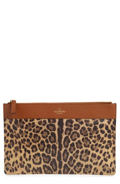 Shop Valentino Large City Safari Flat Leather Pouch In Selleria