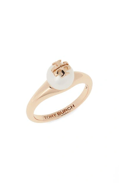 Shop Tory Burch Kira Logo Cultured Pearl Ring In Tory Gold / Ivory