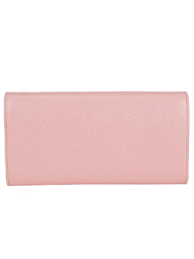 Shop Ferragamo Salvatore  Vara Bow Chain Wallet In Pink