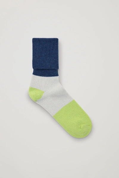 Shop Cos Colour-block Wool-cashmere Socks In Blue