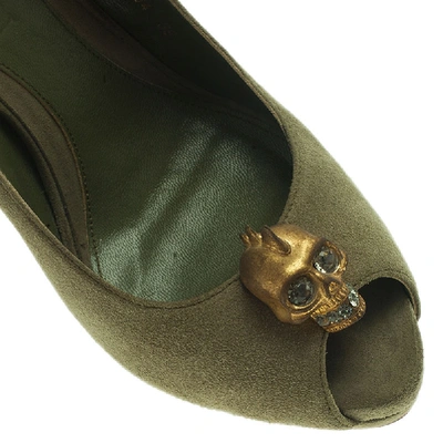 Pre-owned Alexander Mcqueen Olive Suede Punk Skull Peep Toe Pumps Size 39 In Green