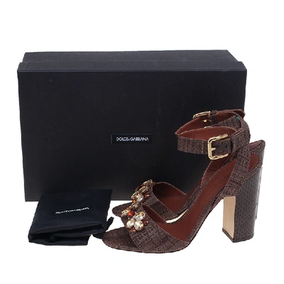 Pre-owned Dolce & Gabbana Beige Jeweled Raffia & Snakeskin Sandals Size 40 In Brown