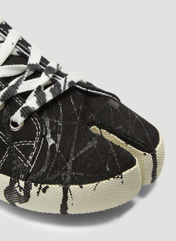 Maison Margiela Tabi Paint Drop Sneakers In Black In T8013 Black Modesens