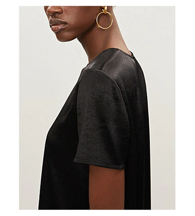 Shop Theory Round-neck Satin T-shirt In Black 001
