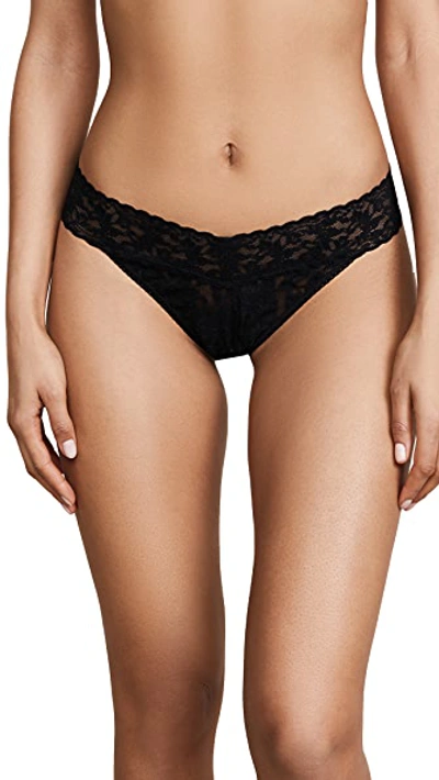Hanky Panky Signature Lace Original Rise Thong Black In Black