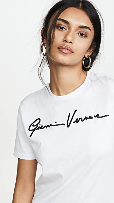 Shop Versace T-shirt Donna Bio + Ricamo In White/black