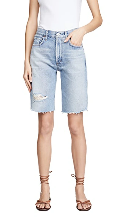 Shop Citizens Of Humanity Libby Relaxed Shorts In Seventeen