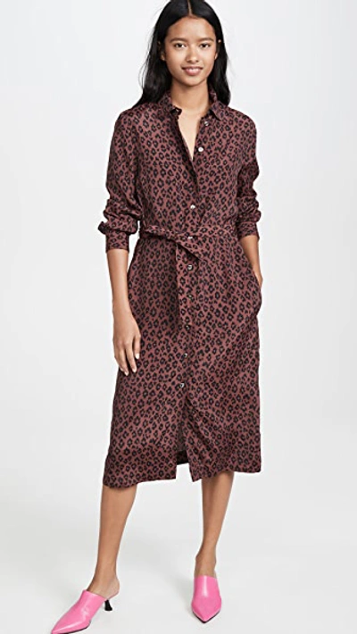 Shop Apc Robe Karen In Maroon