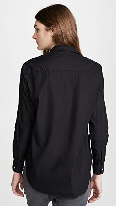 Frank & Eileen Barry Long-sleeve Button-down Frayed-hem Shirt In Black