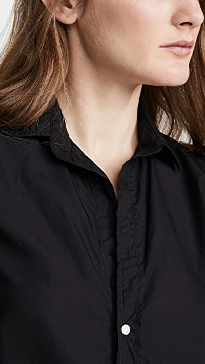 Frank & Eileen Barry Long-sleeve Button-down Frayed-hem Shirt In Black