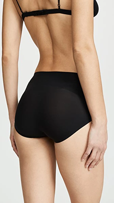 Spanx Undie-tectable Briefs Very Black Xs