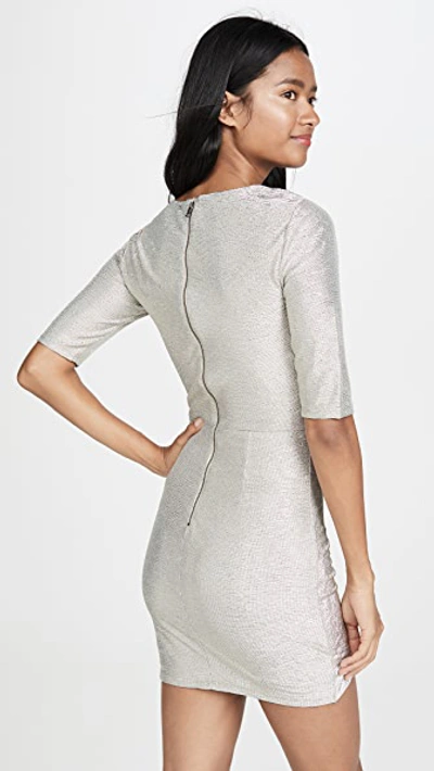 Shop Alice And Olivia Judy Short Sleeve Ruched Dress In Grey/gold