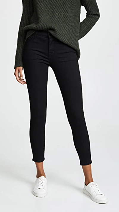 835 Mid Rise Capri Jeans