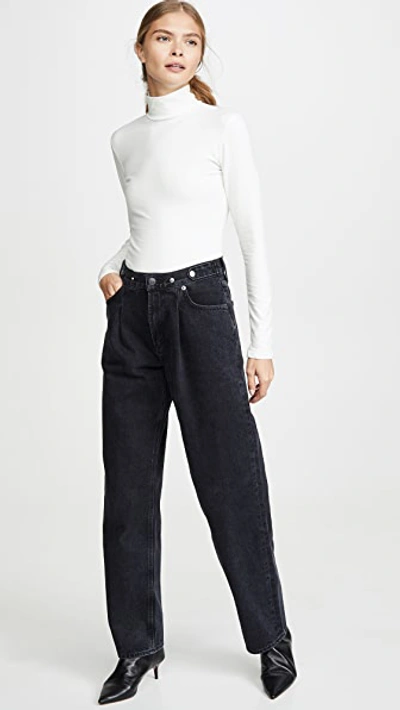 Pleated Baggy Mid Rise Jeans
