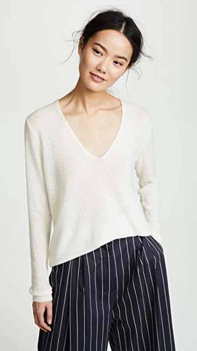 Shop Theory Adrianna Cashmere Sweater In Ivory