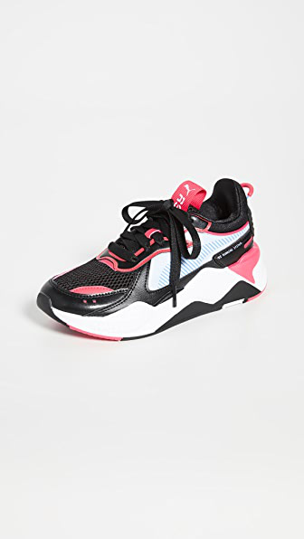 hot pink pumas women's