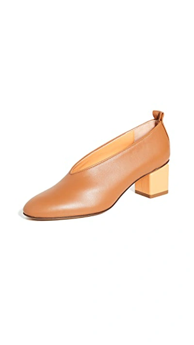 Shop Gray Matters Mildred Classic Pumps In Caramel Papaya