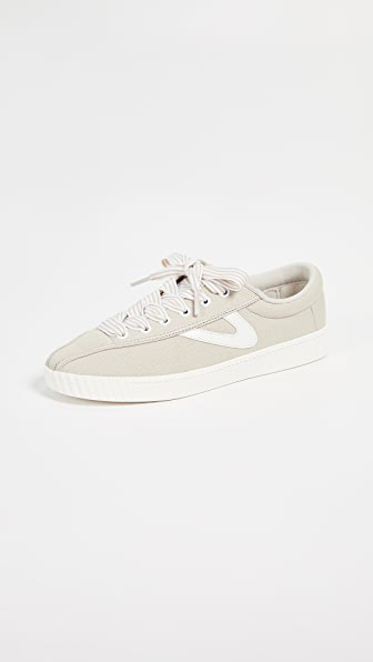 tretorn vintage white