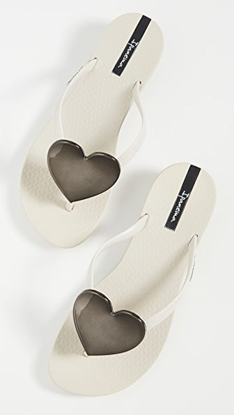 ipanema wave flip flops