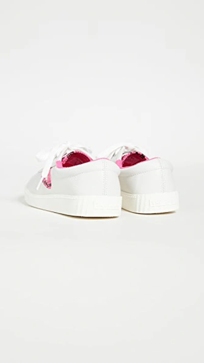 Shop Tretorn Nylite 39 Plus Sneakers In Vintage White/fluo Pink34