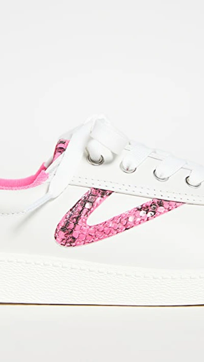 Shop Tretorn Nylite 39 Plus Sneakers In Vintage White/fluo Pink34