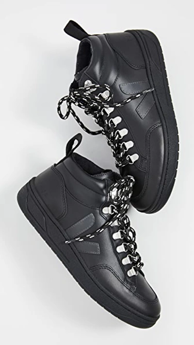 Shop Veja Roraima Sneakers In Black/graphite