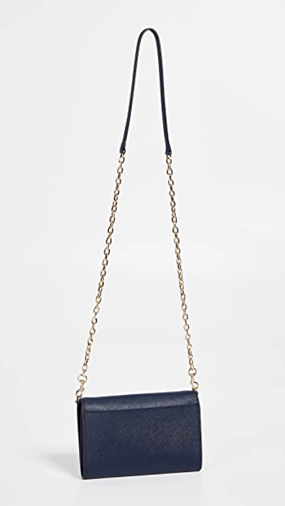 Shop Tory Burch Robinson Chain Wallet In Royal Navy