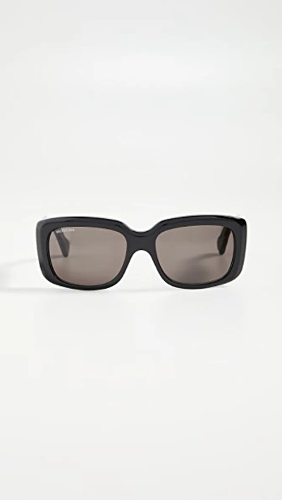 Shop Balenciaga Paris Square Sunglasses In Black/gray
